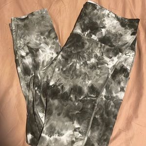 Lululemon Align leggings with pockets